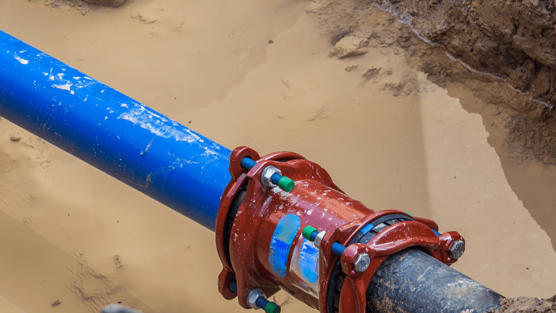 a blue pipe is connected to a red pipe